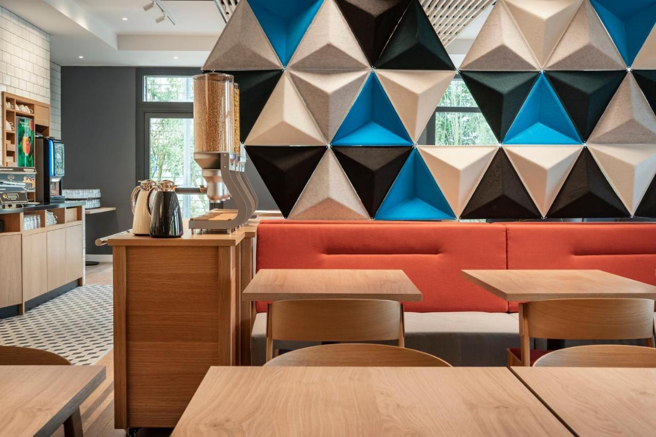 Holiday Inn Express - Marne-La-Vallee Val D'Europe By Ihg Bailly-Romainvilliers Esterno foto