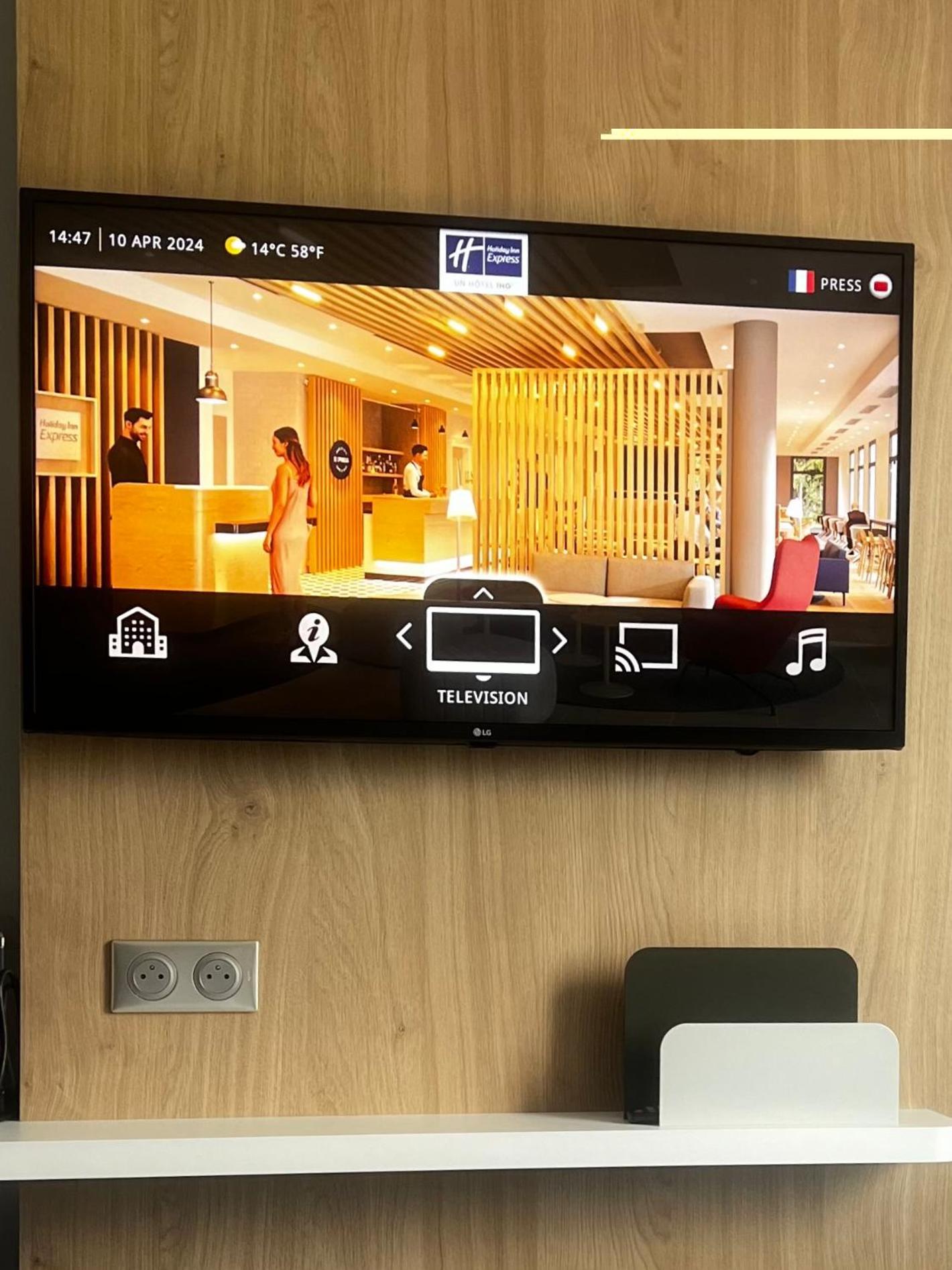 Holiday Inn Express - Marne-La-Vallee Val D'Europe By Ihg Bailly-Romainvilliers Esterno foto